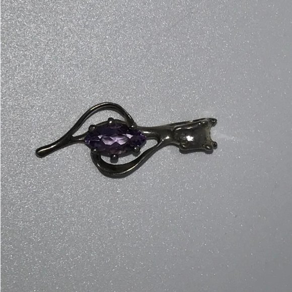 Sterling Silver And Amethyst Pendant - Picture 14 of 14